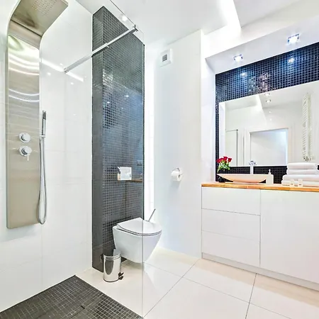 Warta Riverside & Old Town Luxury *