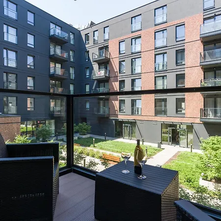 Warta Riverside & Old Town Luxury *